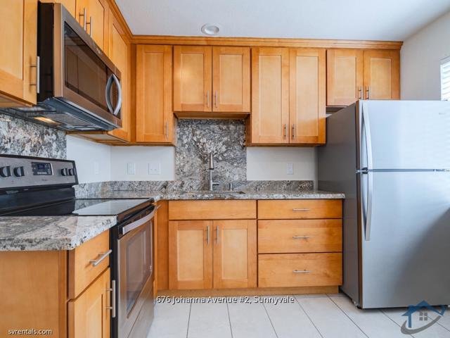 676 Johanna Avenue, Sunnyvale CA: https://media.crmls.org/mediaz/a64a67b0-2199-425a-994f-0b096659b27b.jpg