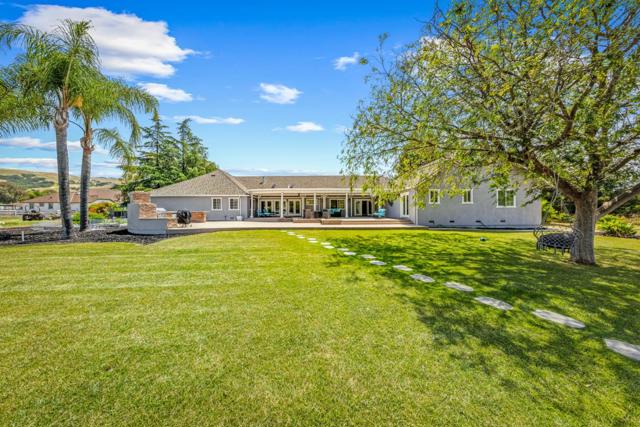 14830 Bartlett Court, San Martin CA: https://media.crmls.org/mediaz/a64c76c2-5bc0-4753-be06-6615c295461a.jpg