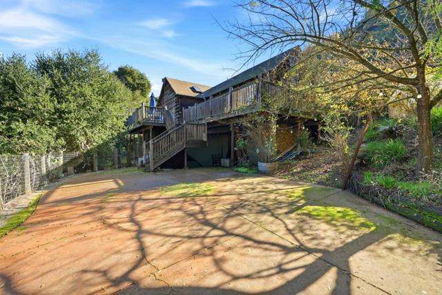 4101 San Juan Canyon Road, San Juan Bautista CA: https://media.crmls.org/mediaz/a64d3e50-523d-4949-be8a-dbeba456afff.jpg