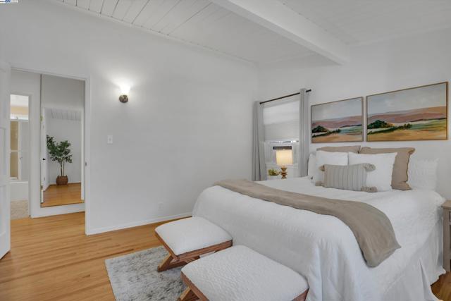 956 Tamarack Ave, San Jose CA: https://media.crmls.org/mediaz/a64d56eb-3ab8-4b22-ad66-155d2b8ce52d.jpg