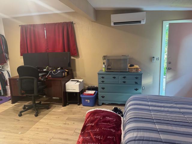 12710 Montauk St, Poway CA: https://media.crmls.org/mediaz/a64d6515-3c7a-4f59-9352-b21eafd41f35.jpg