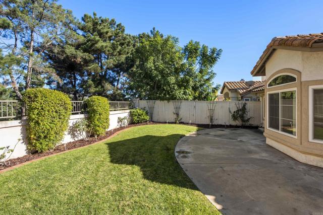 2505 LA COSTA AVE, Chula Vista CA: https://media.crmls.org/mediaz/a64d711b-bcf9-41c1-929b-8699814e4f8d.jpg