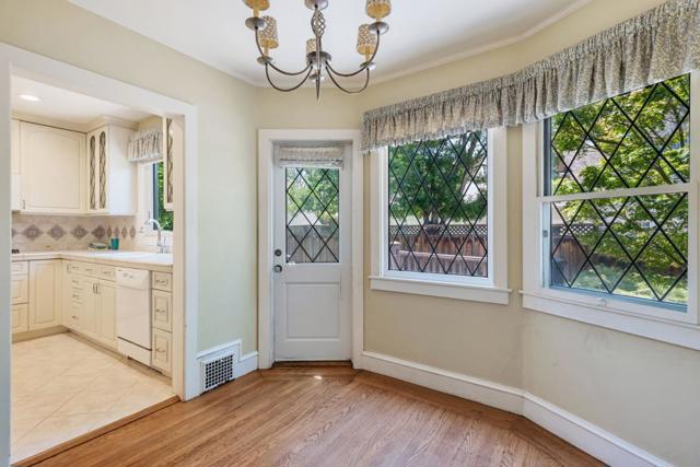 Image 21 of 54 For 1690 Castilleja Avenue