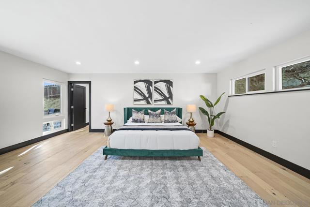 11388 Lorena Ln, El Cajon CA: https://media.crmls.org/mediaz/a64e6855-1f88-4471-828c-1cfb5e10d069.jpg
