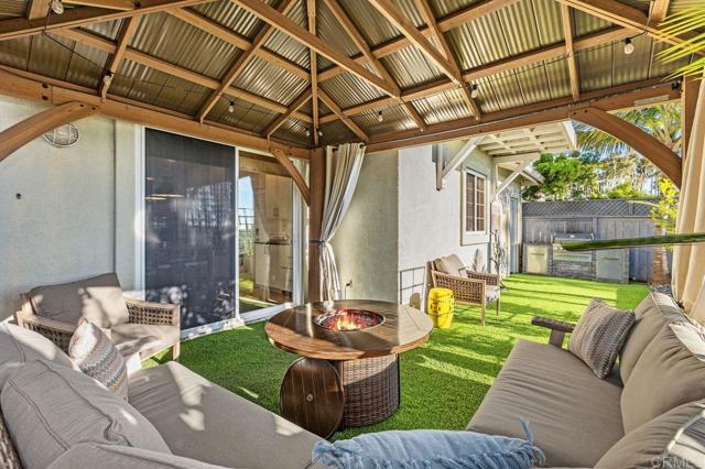 Detail Gallery Image 35 of 66 For 7039 Whitewater St, Carlsbad,  CA 92011 - 3 Beds | 2/1 Baths