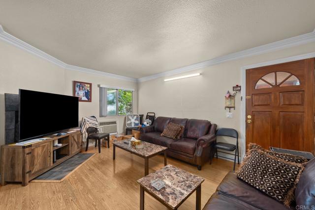 Detail Gallery Image 2 of 24 For 855 E Lexington Ave #4,  El Cajon,  CA 92020 - 2 Beds | 2 Baths