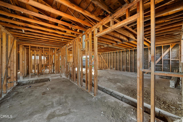 Detail Gallery Image 5 of 14 For 1443 N 6th St, Port Hueneme,  CA 93041 - 3 Beds | 3 Baths