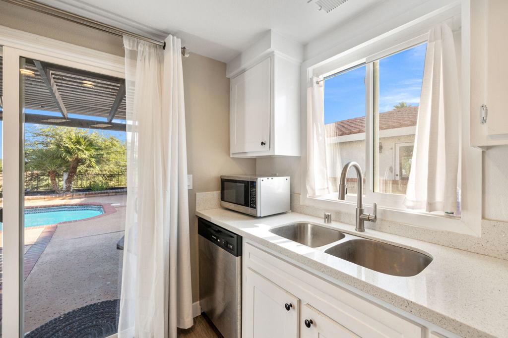 MLS #219138368DA image #16