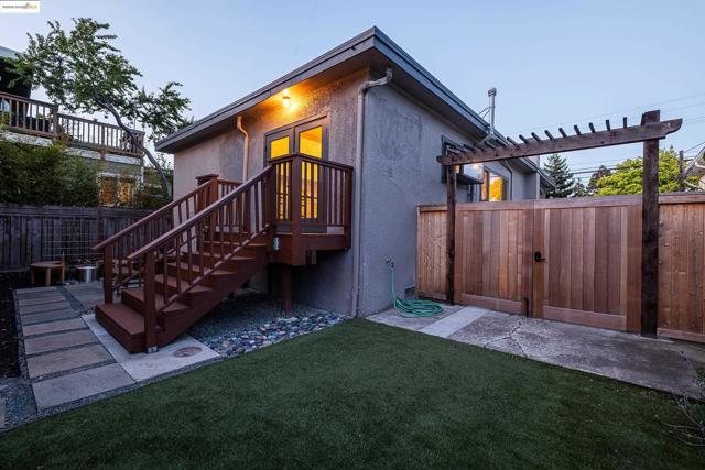 Image 56 of 60 For 2514 Mathews St