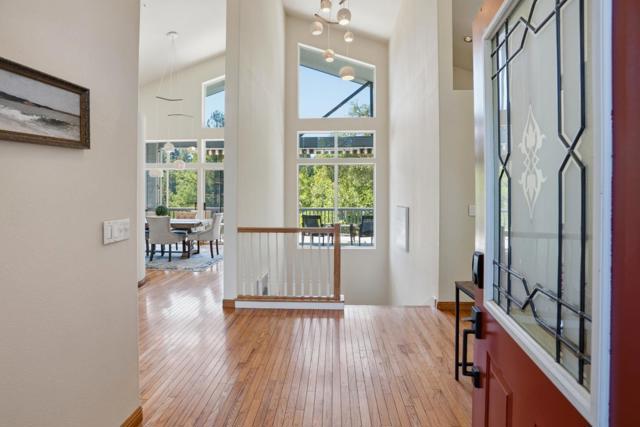 24035 Stage Stop Way, Los Gatos CA: https://media.crmls.org/mediaz/a65057a0-f203-4db2-a7ef-9151a2db5abb.jpg