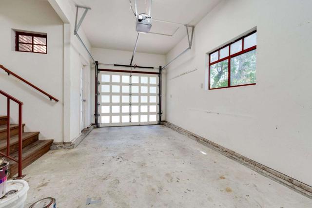 2513 Alpine Road, Menlo Park CA: https://media.crmls.org/mediaz/a65096bc-2959-400b-bcc2-a99155dd52e6.jpg