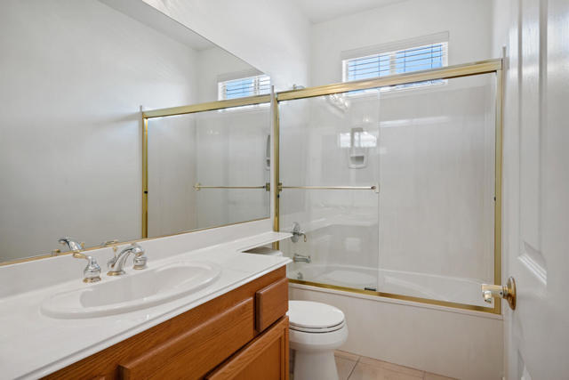 79573 Carmel Valley Avenue, Indio CA: https://media.crmls.org/mediaz/a651e2d3-f7c3-4c16-bd33-3153d73d207b.jpg