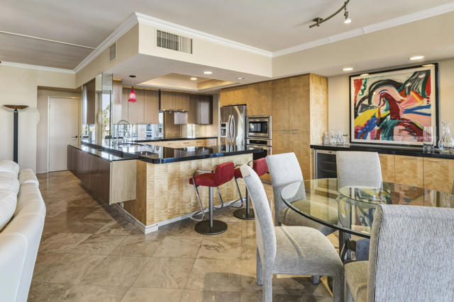 899 Island Drive #402, Rancho Mirage, CA 92270