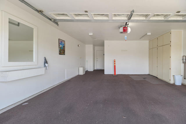 322 Villena Way, Palm Desert CA: https://media.crmls.org/mediaz/a6526a68-c8bd-460a-85b6-fb7661905319.jpg