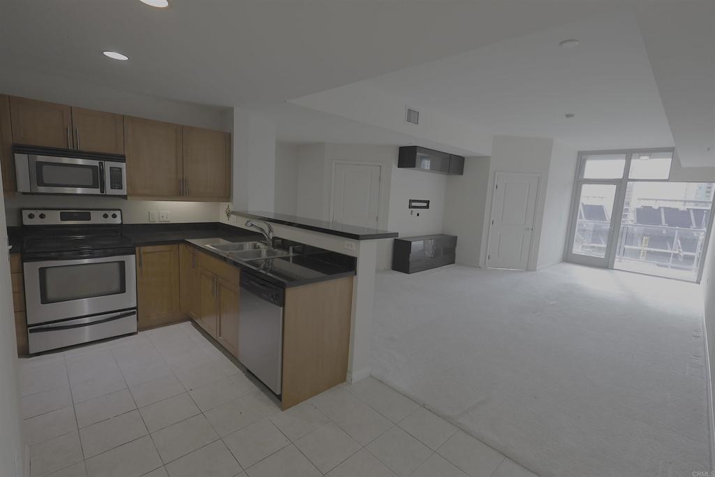 253 10th Avenue - photo 3