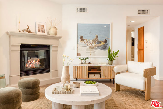 2 Bed Home for Sale in Playa del Rey, California