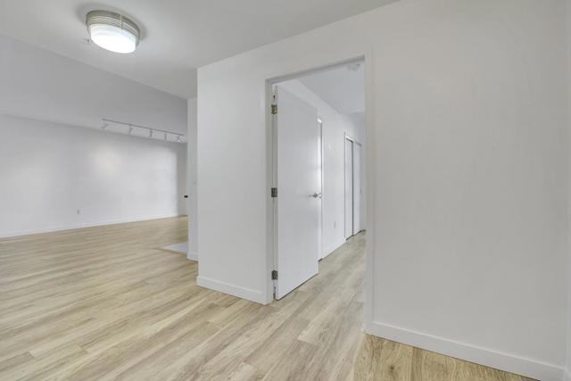 175 W Saint James Street, San Jose CA: https://media.crmls.org/mediaz/a65364fc-07da-4701-b88b-7613d7358ac3.jpg