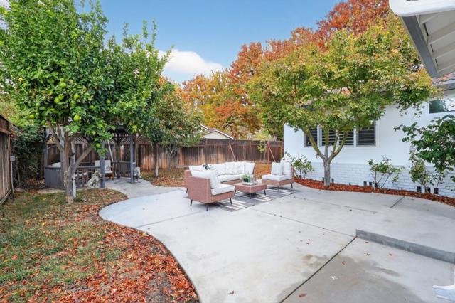 903 Lanewood Drive, San Jose CA: https://media.crmls.org/mediaz/a6538c62-6c05-4265-b564-e506f0a20450.jpg