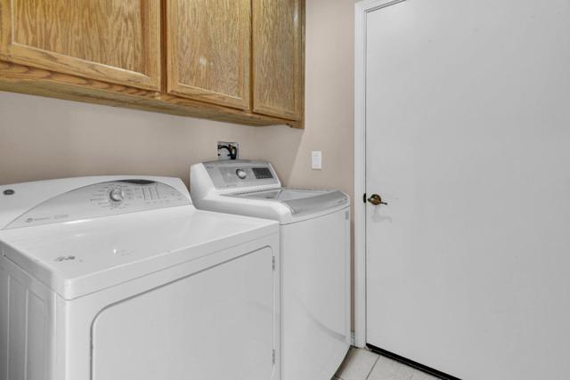 46435 Pine Meadow Place, King City CA: https://media.crmls.org/mediaz/a653af9c-398e-42b0-913b-c06d762a4f09.jpg