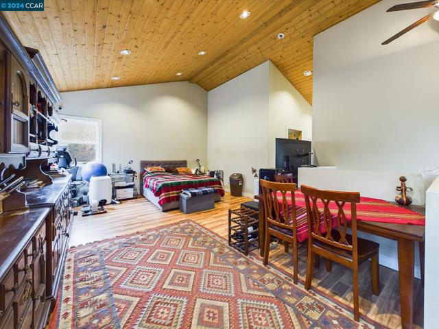 Image 23 of 60 For 1285 Bliss Ln