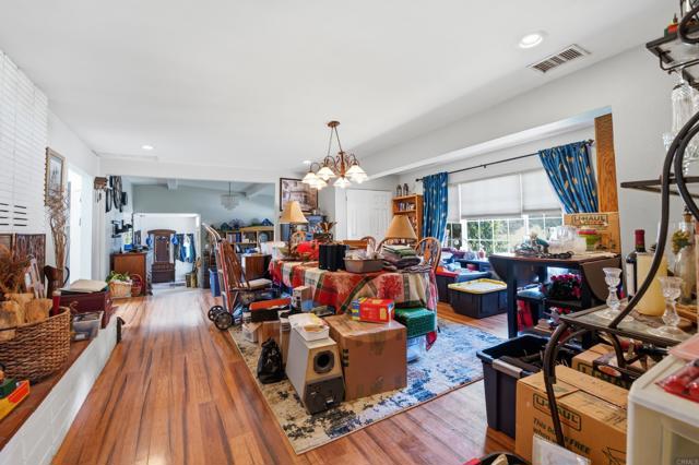 Detail Gallery Image 27 of 38 For 1650 N Broadway, Escondido,  CA 92026 - 3 Beds | 3 Baths