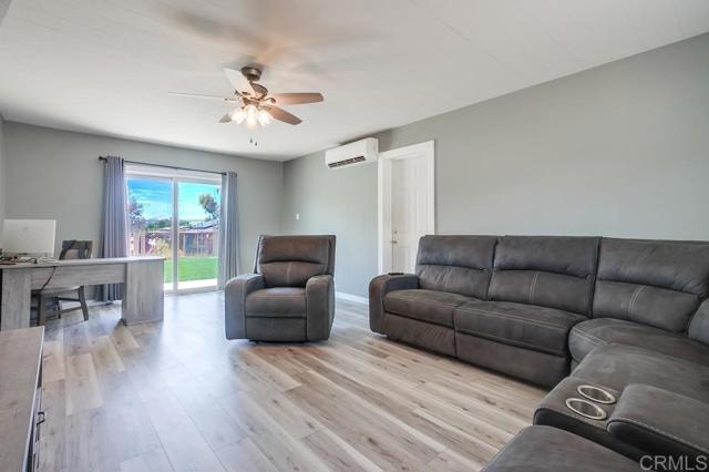 Detail Gallery Image 5 of 33 For 415 3rd St, Ramona,  CA 92065 - 3 Beds | 2 Baths