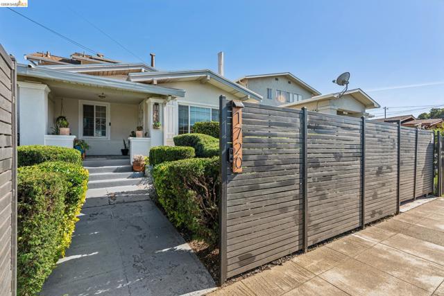 Details for 1720 Auseon Ave, Oakland, CA 94621