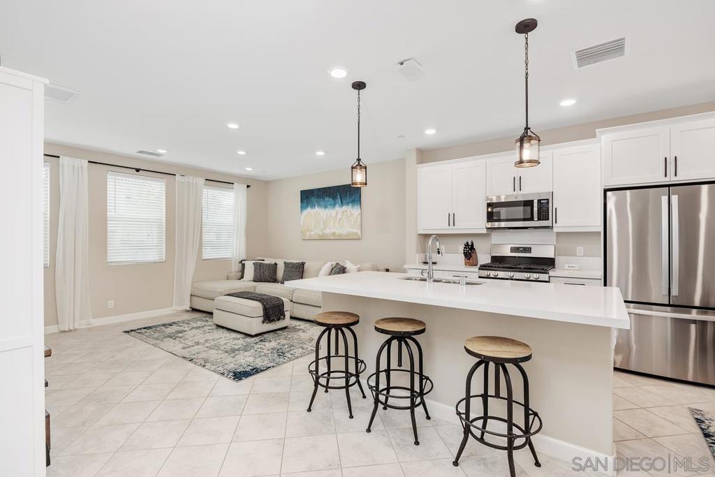16755 Coyote Bush Drive - photo 4