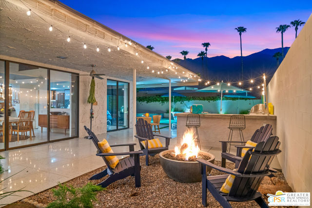 1404 E Sierra Way, Palm Springs CA: https://media.crmls.org/mediaz/a6571f25-20c9-450e-8090-bd394f5a163f.jpg