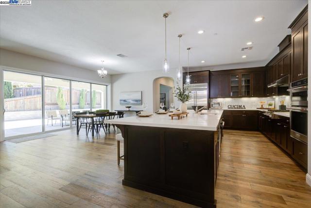 2092 Drysdale St, Danville CA: https://media.crmls.org/mediaz/a6578e7e-4d0f-4604-9a13-a7d28a3a7d2e.jpg