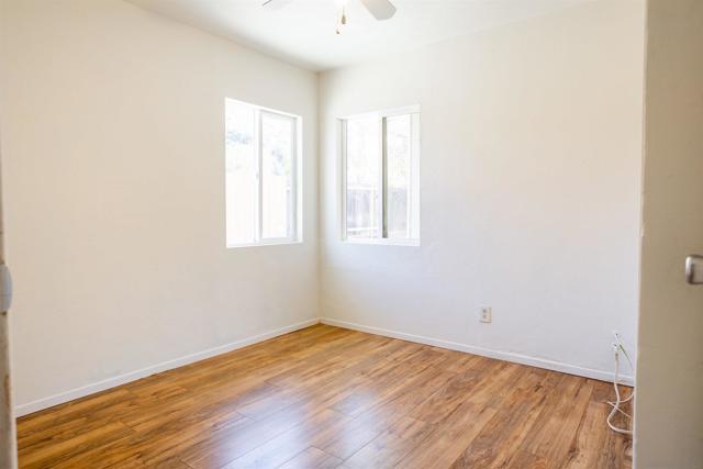 12643 Castle Court Dr, Lakeside CA: https://media.crmls.org/mediaz/a657f9db-1100-446c-91d4-bbf08da9a2a3.jpg