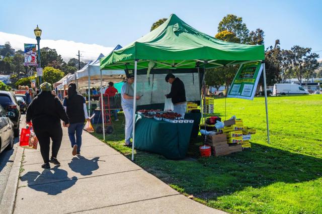 460 San Bruno Avenue, Brisbane CA: https://media.crmls.org/mediaz/a6584e72-0f98-4fe0-b8d4-58e7b8bfd0b4.jpg