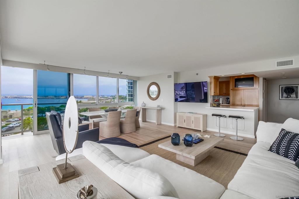 MLS #250033972SD img 1