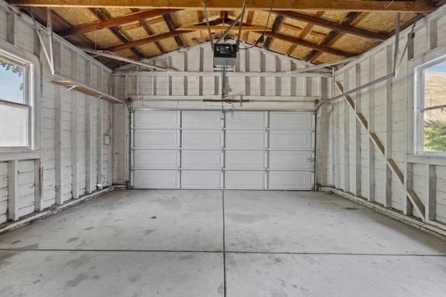 804 Comstock Road, Hollister CA: https://media.crmls.org/mediaz/a659570b-cb65-4705-8cd4-0a4cde466a83.jpg