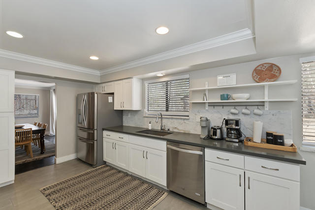 271 Bluebird Court, Big Bear CA: https://media.crmls.org/mediaz/a659cbd7-31ff-4cf9-ae4e-67aa7a8a18bd.jpg