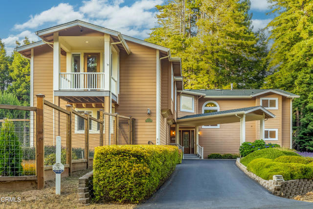 16611 Pearl Ranch Road, Fort Bragg CA: https://media.crmls.org/mediaz/a65a2d76-f83e-4ce9-97fb-ac6b614208df.jpg