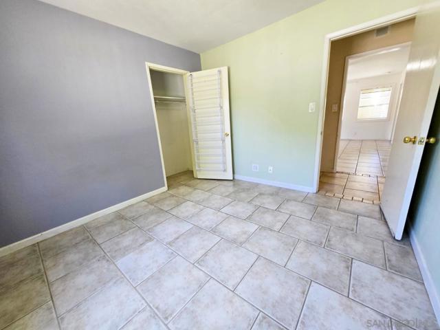 5361 Central Ave, Bonita CA: https://media.crmls.org/mediaz/a65b3312-67c1-4d0f-9faf-51b7b4b1ca87.jpg