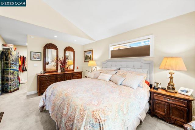 3121 Del Oceano Dr, Lafayette CA: https://media.crmls.org/mediaz/a65bda90-3530-4e7e-bac3-6895dea7bbf2.jpg