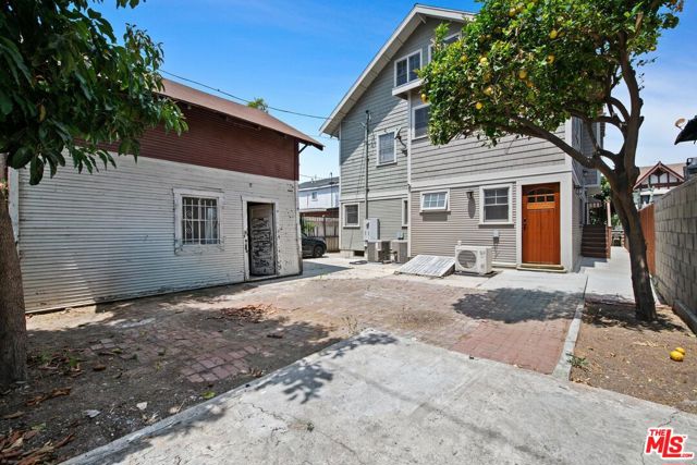 1238 S Bonnie Brae Street, Los Angeles CA: https://media.crmls.org/mediaz/a65e35b5-84a3-4003-9683-1ea17f3a9e5c.jpg