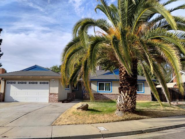 637 Grambling Court, Merced CA: https://media.crmls.org/mediaz/a65eeb96-91dd-4ee4-98e2-ab672dc95021.jpg