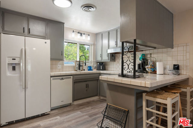 43818 Halcom Avenue, Lancaster CA: https://media.crmls.org/mediaz/a65f0e1e-9958-4f36-9a97-98763b3eb386.jpg