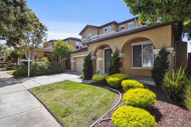 4276 Bay Crest Circle, Seaside CA: https://media.crmls.org/mediaz/a65f76ef-edb3-43a8-a3df-e8889b7844aa.jpg