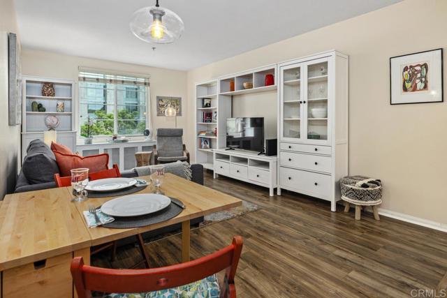 1435 India Street, San Diego CA: https://media.crmls.org/mediaz/a6605faf-3a96-4655-bf24-8c6d11804b3b.jpg