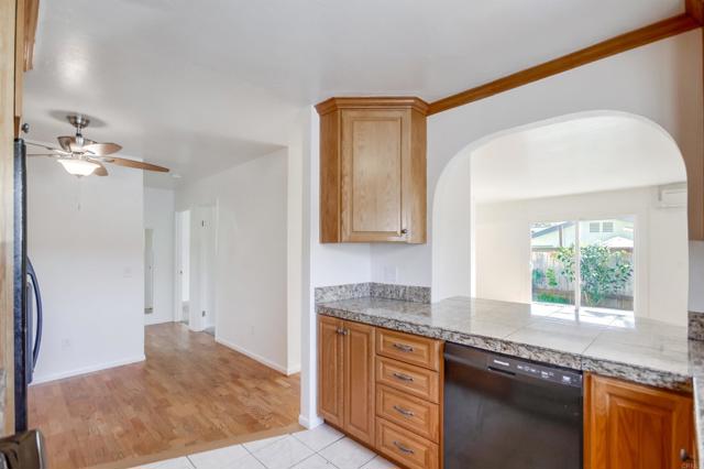 Detail Gallery Image 17 of 46 For 10248 Princess Sarit Way #0,  Santee,  CA 92071 - 2 Beds | 1 Baths