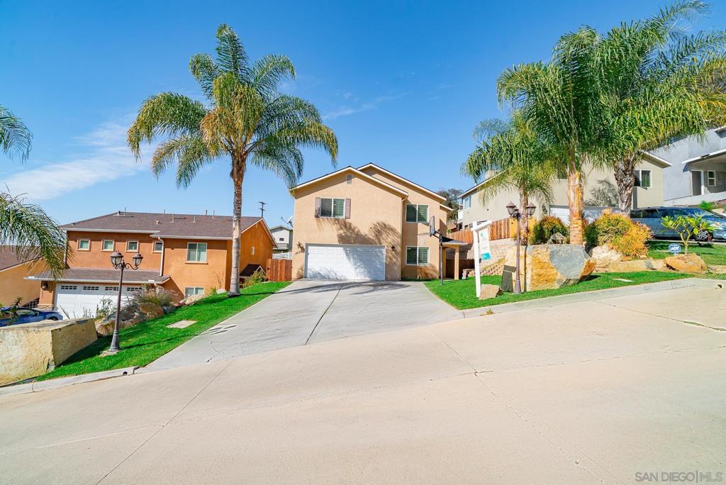 1638 Paraiso Ave, Spring Valley, CA 91977