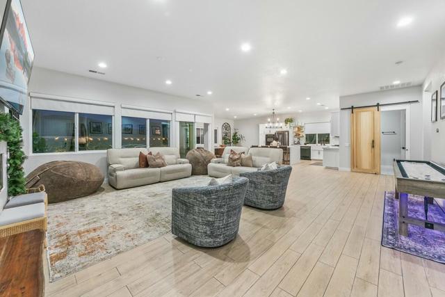 44830 Via Mirabel, La Quinta CA: https://media.crmls.org/mediaz/a6621d43-3e93-4576-a37e-96a71f1dc4cc.jpg