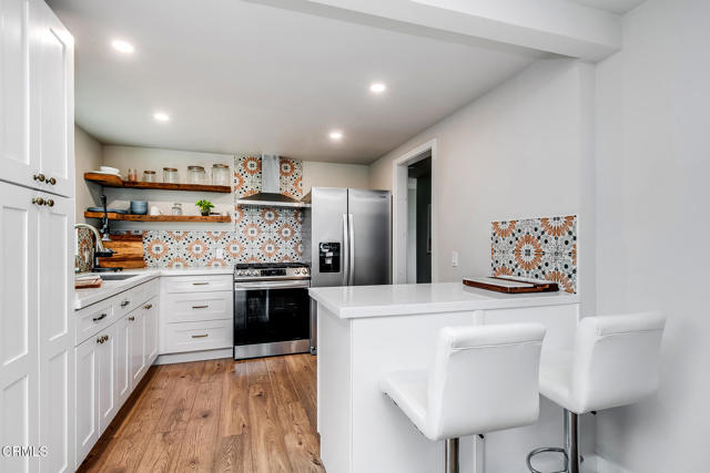 238 W Center Street, Ventura CA: https://media.crmls.org/mediaz/a662e628-c275-4108-9258-b2aab64f360c.jpg