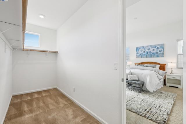 5761 Huntley, Dublin CA: https://media.crmls.org/mediaz/a663d845-f5a9-4d4d-ad45-d96bdf5b3d51.jpg