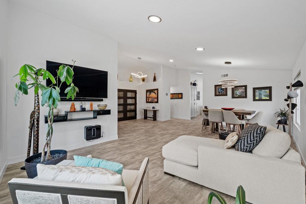 2302 Kimberly Ct - photo 9