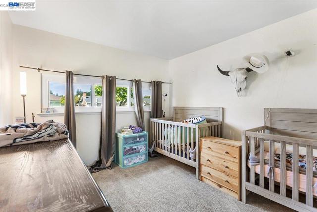 21330 Kahlert St, Castro Valley CA: https://media.crmls.org/mediaz/a6649435-cb43-48ed-b5ed-3c6e0fa9af9d.jpg